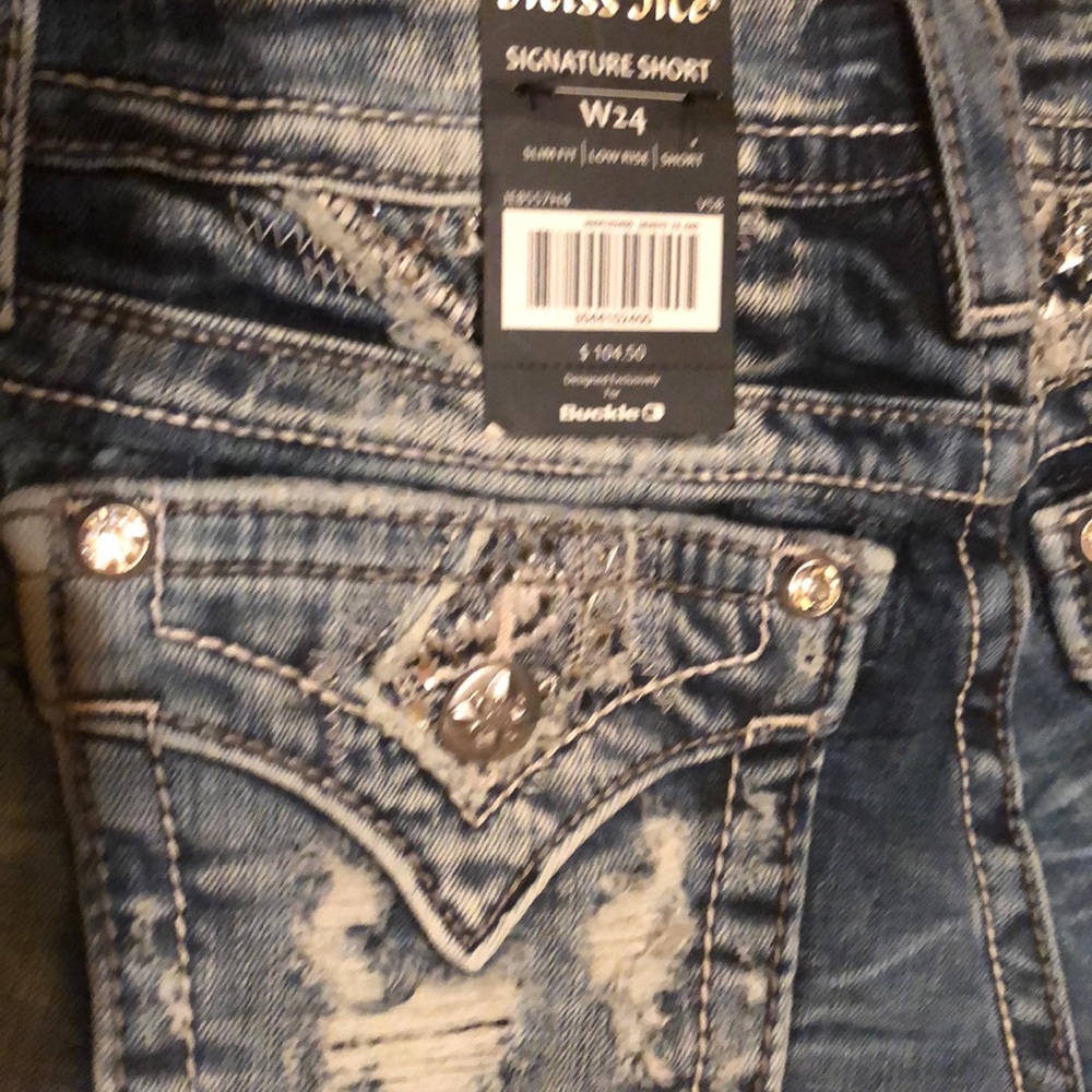 Miss Me Shorts